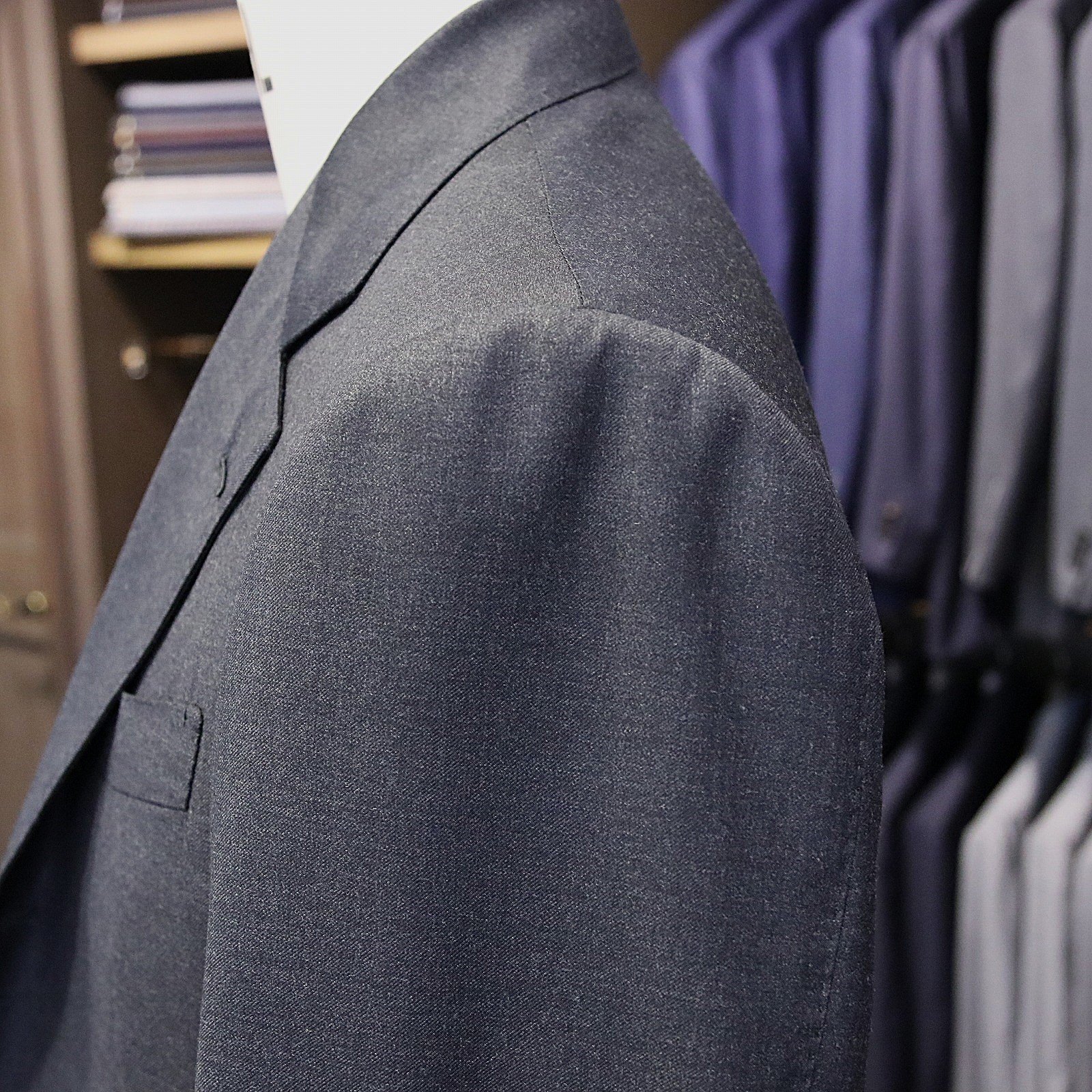 SUIT&JACKETのNEW MODEL PURPLE LABEL 誕生！