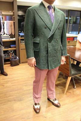 Model：BLACK LABEL CLASSIC
FABRIC：DRAPERS 100％Linen