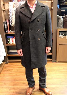 Model:BLACK LABEL DOUBLE ULSTER COAT
Fabric:DRAPERS WOOL/CAMEL/CASHMERE