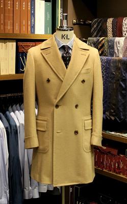 Model:BLACK LABEL POLO COAT
Fabric：LORO PIANA 100％BabyCamelhair“BACTRIAN”