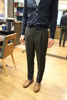 BESPOKE PANTS by OSAKU HAYATO
Fabric：FOX BROTHERS 100%WoolFLANNEL