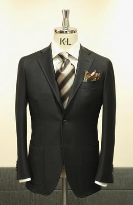 Model：BLACK LABEL COMFORT
Fabric：CACCIOPPOLI 100%Wool(Super130'S）