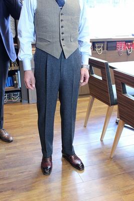 BESPOKE PANTS by OSAKU HAYATO
Fabric：FOX BROTHERS 100%Wool Flannel