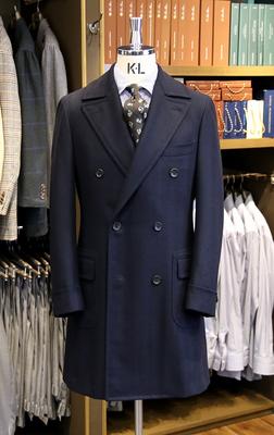 Model:Double Polo Coat
FABRIC:Caccioppoli Wool&Cashmere