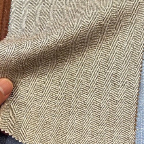 loropiana-summertime-herringbone-fabric-20250402.jpg