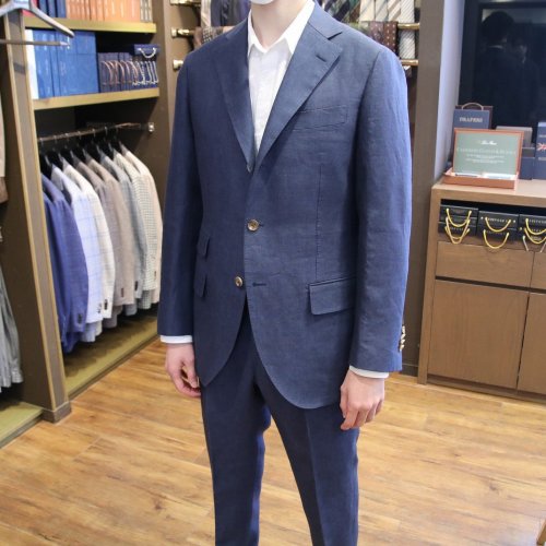 Column_LInenSuit_11.jpg
