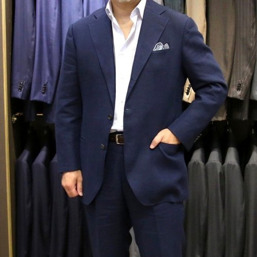Column_LInenSuit_77.jpg
