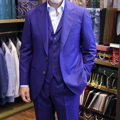 threeseason-drapers-arrival-suit-20250922-02.jpg