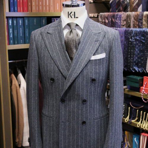 flannel-suit-drapers-202510-02.jpg