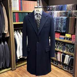 クラシックなコートの定番 チェスターフィールドコート