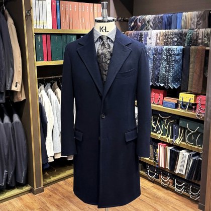 クラシックなコートの定番 チェスターフィールドコート