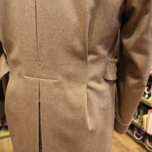 polo-coat-pleats-20251129-01.jpg