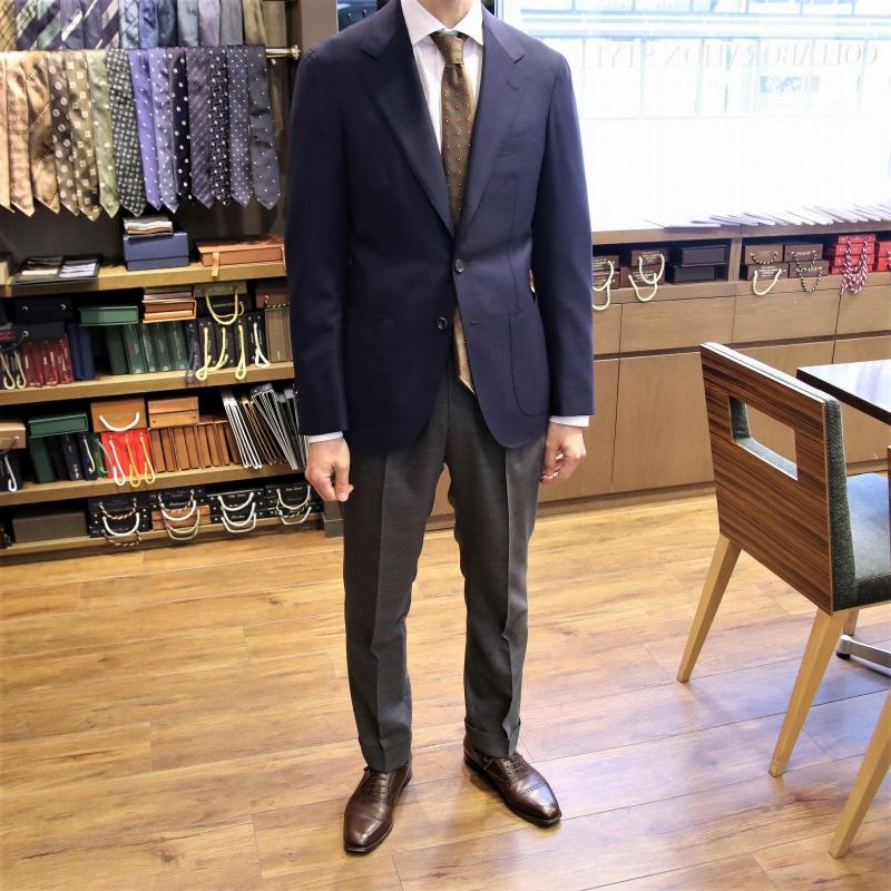 MODEL：BLACK LABEL
FABRIC：LORO PIANA 