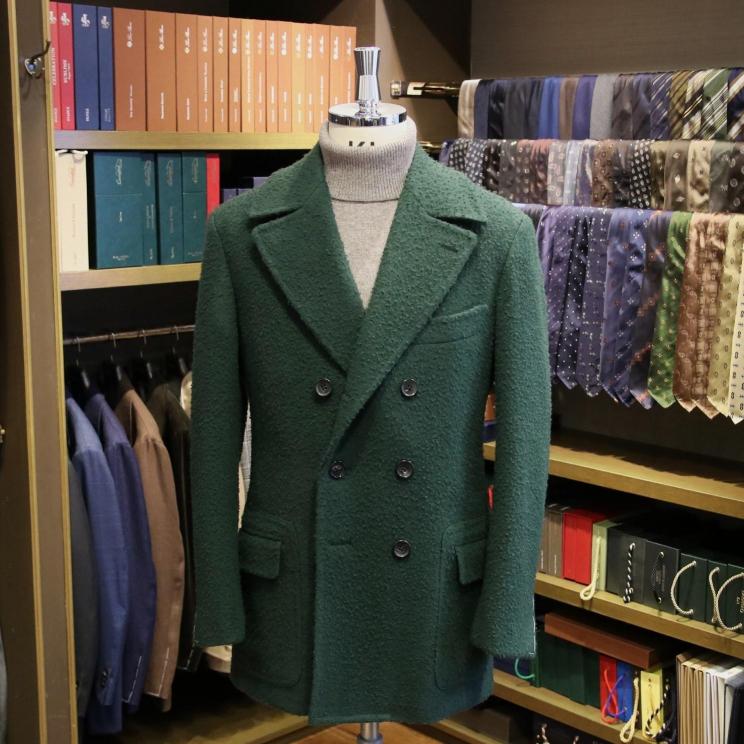 MODEL：PEA COAT（GIACCONE）
FABRIC：CACCIOPPOLI 