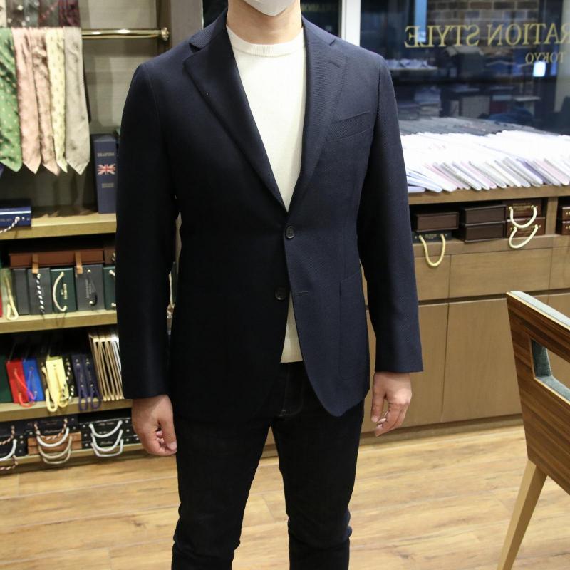 MODEL：BLACK LABEL
FABRIC：CACCIOPPOLI WOOL&SILK