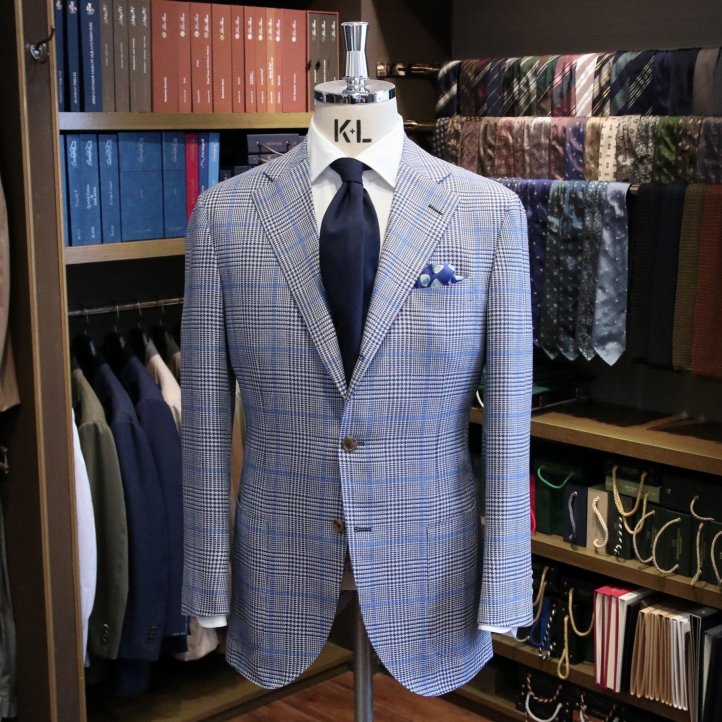 MODEL：BLACK LABEL
FABRIC：Caccioppoli WOOL,SILK&LINEN