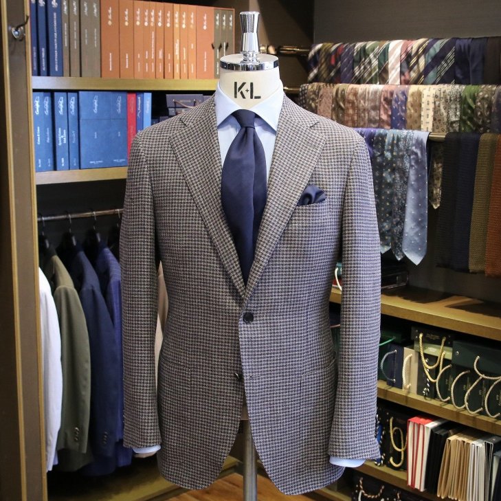 MODEL：BLACK LABEL
FABRIC：DRAPERS LINEN,SILK&COTTON