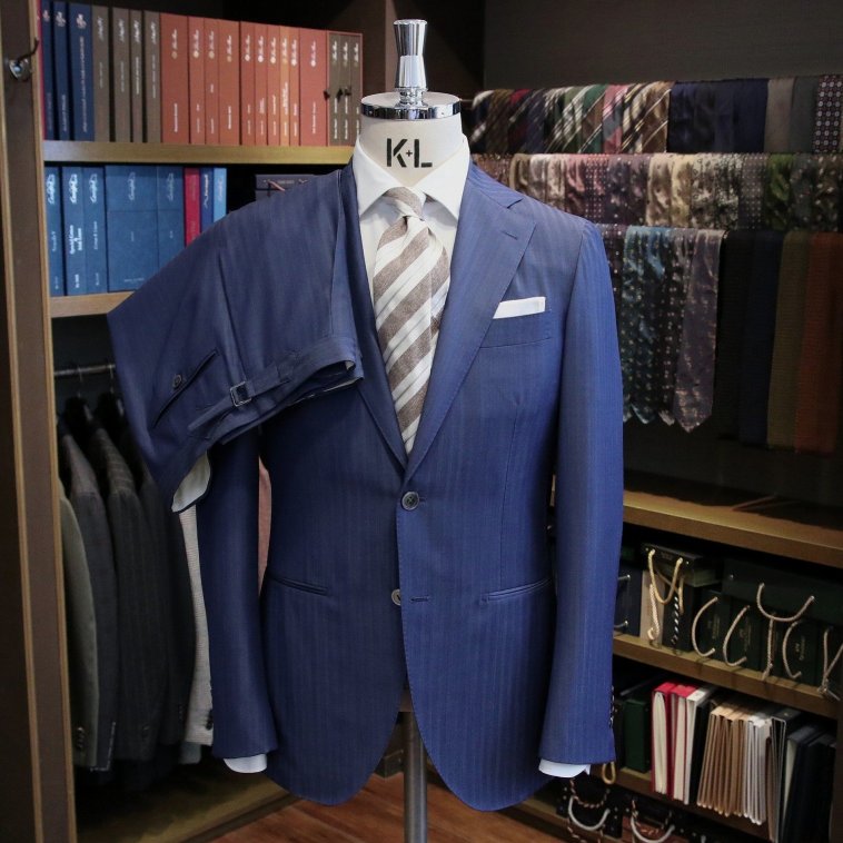MODEL：BLACK LABEL
FABRIC：Caccioppoli 