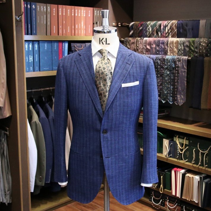 MODEL：BLACK LABEL
FABRIC：LORO PIANA 