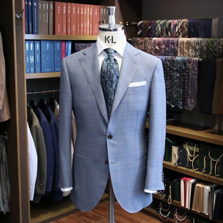 MODEL：BLACK LABEL
FABRIC：Caccioppoli 