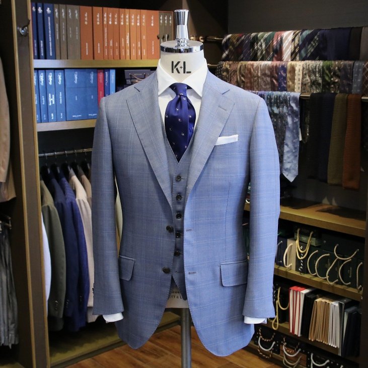 MODEL：BLACK LABEL
FABRIC：Caccioppoli 