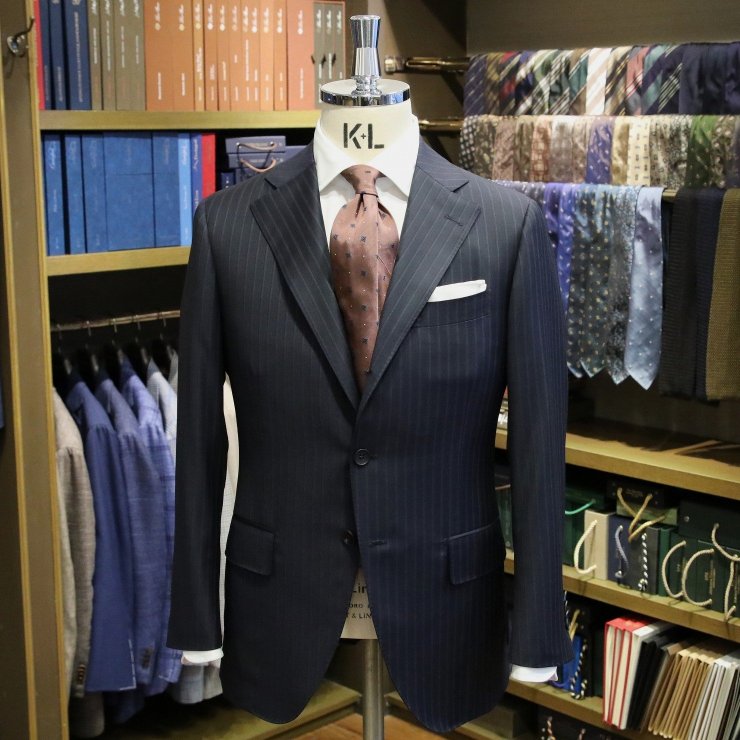 MODEL：BLACK LABEL
FABRIC：LORO PIANA 