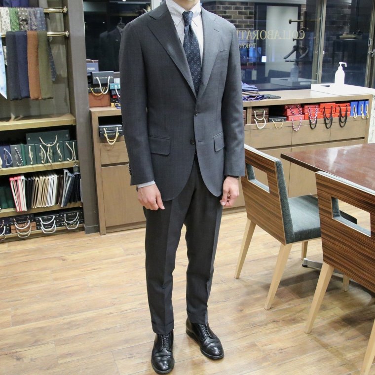 MODEL：BLACK LABEL
FABRIC：VBC 